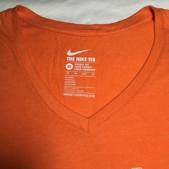 NIKE T-SHIRT ATHLETIC CUT - Picture 2 of 8